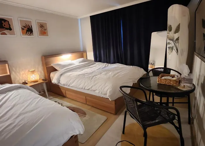 Villa Here,stay - 5min To Hapjeong Station, 10mins To Hongdae Seoul