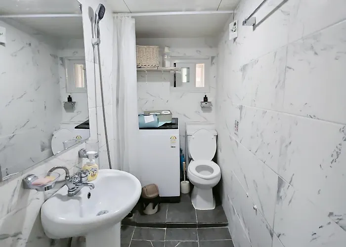 Villa Here,stay - 5min To Hapjeong Station, 10mins To Hongdae Seoul